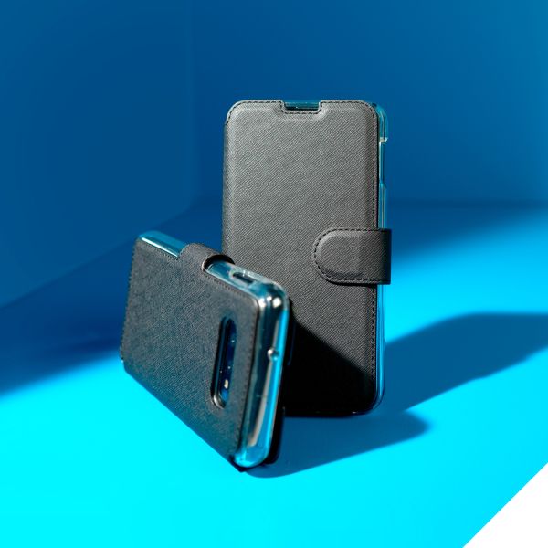 Accezz Étui de téléphone Xtreme Wallet iPhone 11 - Noir