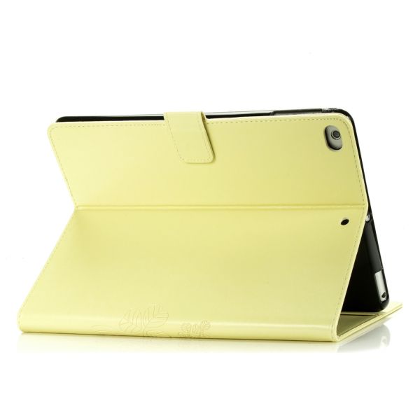 Coque Fleurs de Trèfle iPad 6 (2018) 9.7 pouces / iPad 5 (2017) 9.7 pouces - Jaune