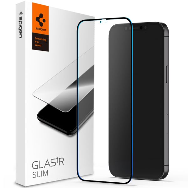 Spigen Protection d'écran en verre trempé GLAStR iPhone 12 (Pro) - Noir