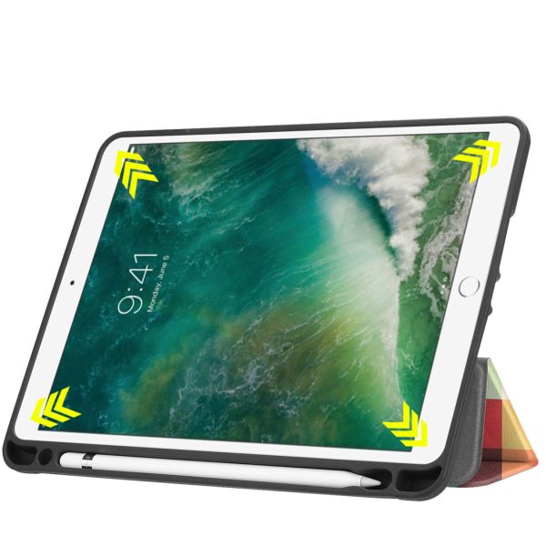 imoshion Coque tablette Design Trifold iPad 6 (2018) 9.7 pouces / iPad 5 (2017) 9.7 pouces / Air 2 (2014) / Air 1 (2013)