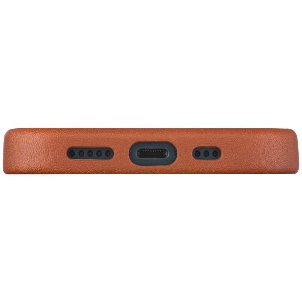 dbramante1928 ﻿Coque arrière Roskilde MagSafe iPhone 15 Pro - Brun