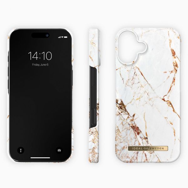 iDeal of Sweden Coque Fashion iPhone 16 - Carrara Gold