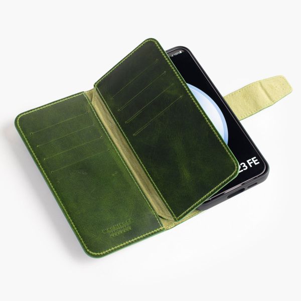 Wachikopa Étui de téléphone portefeuille Multi Wallet Samsung Galaxy S23 FE - Forest Green