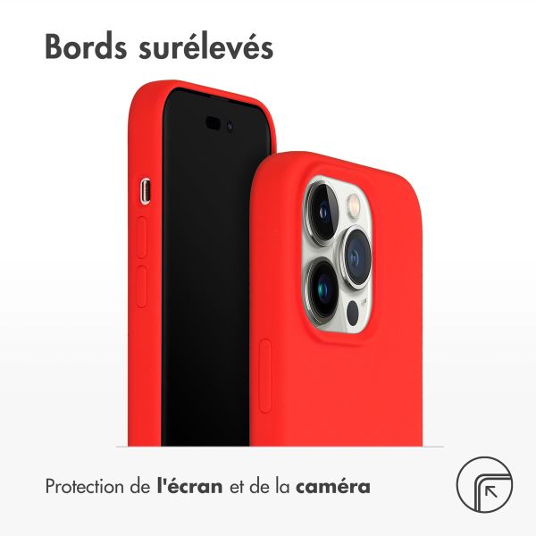 Accezz Coque Liquid Silicone avec MagSafe iPhone 14 Pro - Rouge