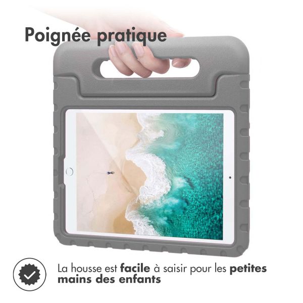 imoshion Coque kidsproof avec poignée iPad 9 (2021) 10.2 pouces / iPad 8 (2020) 10.2 pouces / iPad 7 (2019) 10.2 pouces - Gris