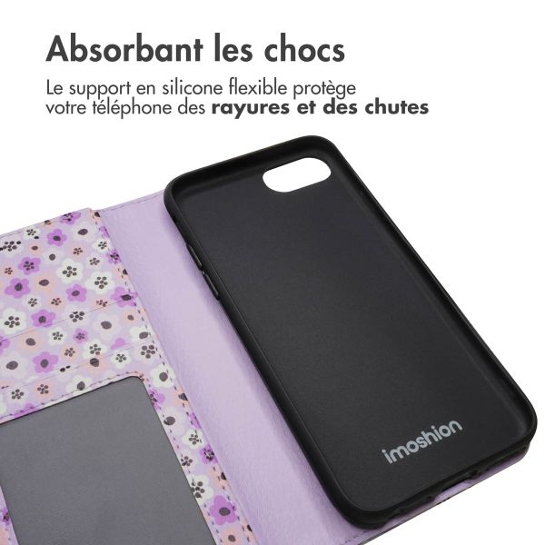 imoshion ﻿Étui de téléphone portefeuille Design iPhone SE (2022 / 2020) / 8 / 7 / 6(s) - Purple Flowers