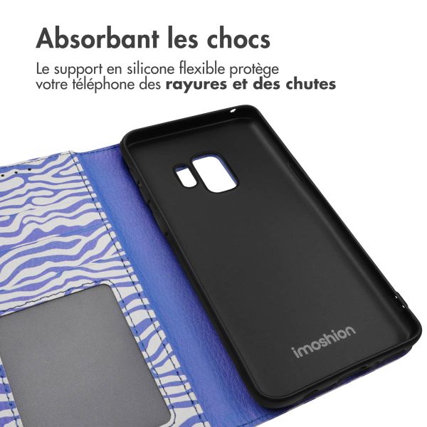 iMoshion ﻿Étui de téléphone portefeuille Design Samsung Galaxy S9 - White Blue Stripes