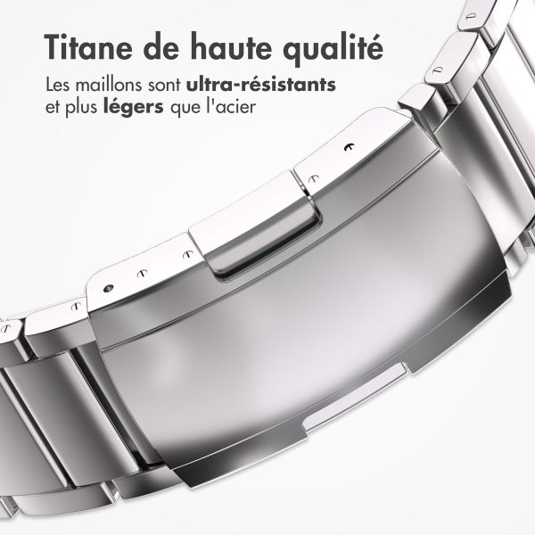 Accezz Bracelet en acier Titane Brillant pour l'Apple Watch Series 1-9 / SE - 38/40/41 mm - Argent