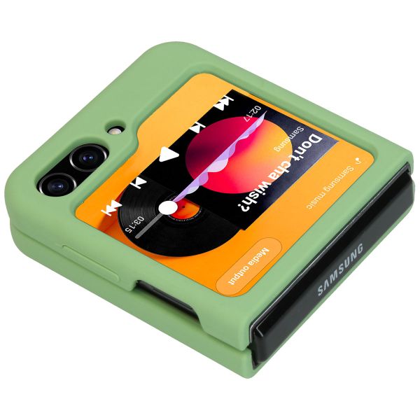 Accezz Coque Liquid Silicone Samsung Galaxy Z Flip 5 - Vert