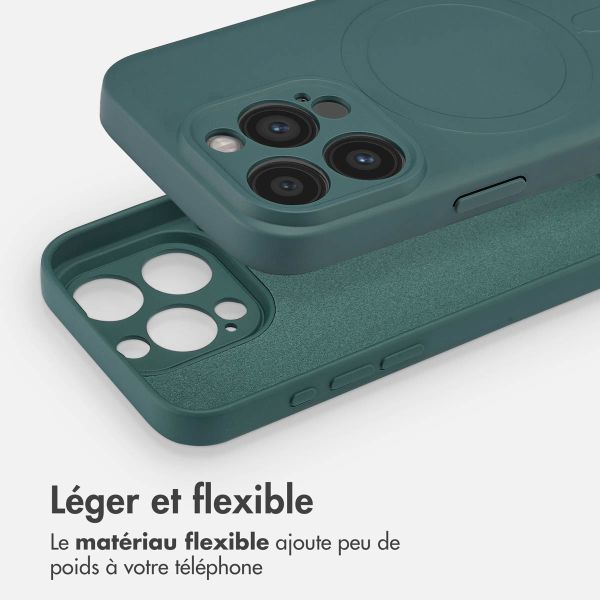 iMoshion Coque Couleur avec MagSafe iPhone 15 Pro - Vert foncé
