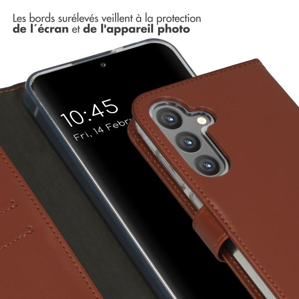 Selencia Étui de téléphone portefeuille en cuir véritable Samsung Galaxy S24 Plus - Brun foncé
