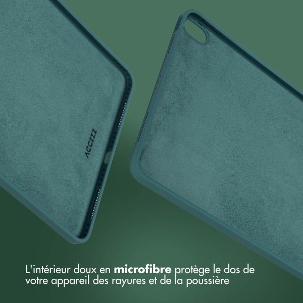Accezz Coque Liquid Silicone avec porte-stylet iPad Air 11 pouces (2024) M2 / Air 5 (2022) / Air 4 (2020) - Vert foncé