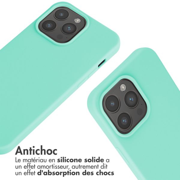 iMoshion ﻿Coque en silicone avec cordon iPhone 15 Pro Max - Menthe verte
