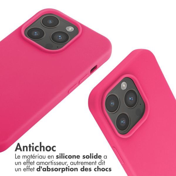 iMoshion ﻿Coque en silicone avec cordon iPhone 14 Pro - Rose Fluo