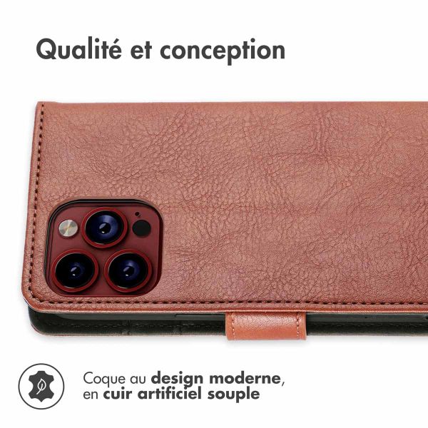 iMoshion Étui de téléphone portefeuille Luxe iPhone 15 Pro - Brun