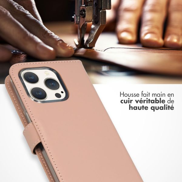 Selencia Étui de téléphone portefeuille en cuir véritable iPhone 15 Pro - Dusty Pink