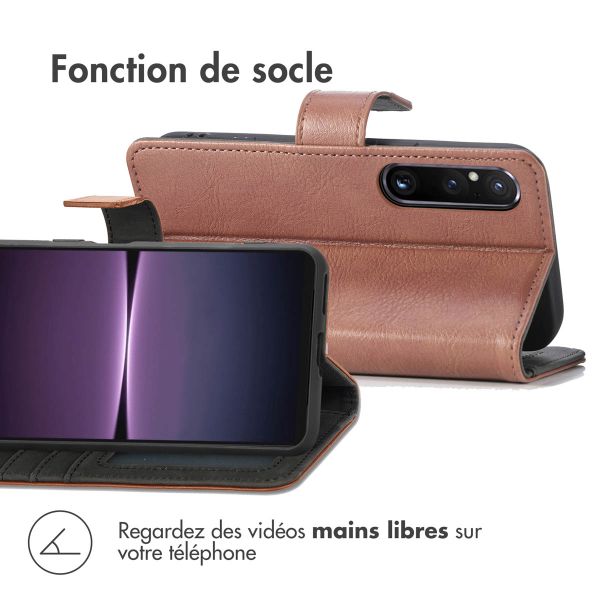 imoshion Étui de téléphone portefeuille Luxe Sony Xperia 1 V - Brun