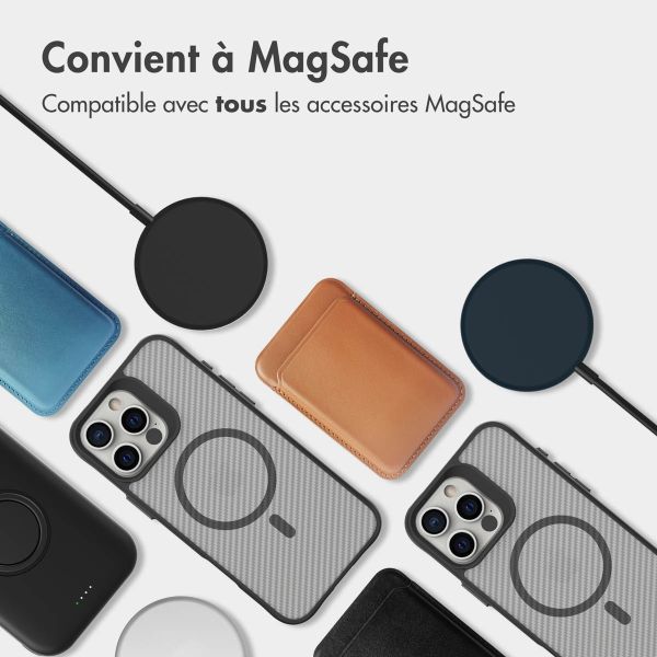 imoshion Rugged Hybrid Carbon Case avec MagSafe iPhone 16 Pro - Noir