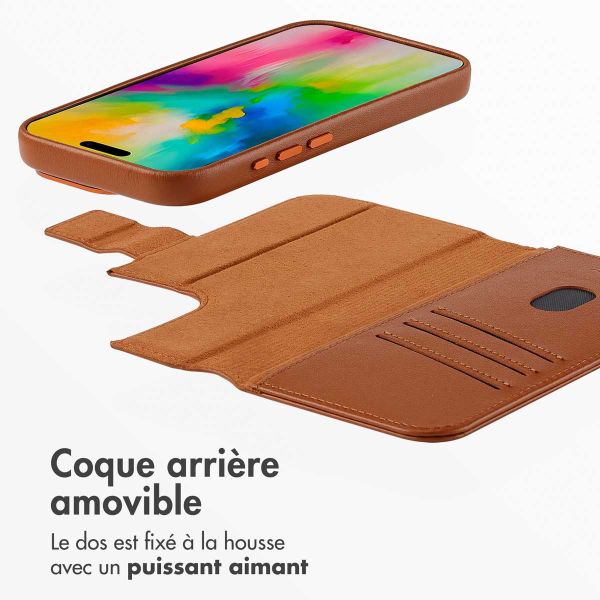 Accezz Étui de téléphone portefeuille en cuir 2-en-1 avec MagSafe iPhone 16 Pro - Sienna Brown