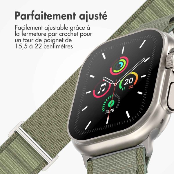 imoshion Bracelet en nylon Alpine Apple Watch Series 1-10 / SE / Ultra (2) - 42/44/45/46/49 mm - Olive