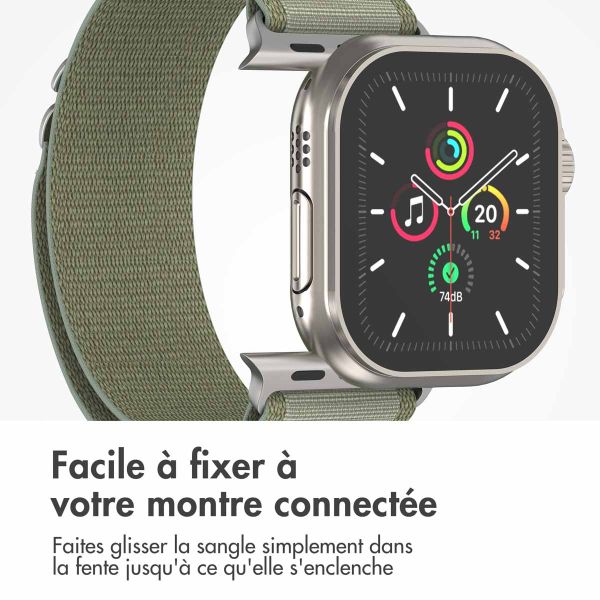 imoshion Bracelet en nylon Alpine Apple Watch Series 1-10 / SE / Ultra (2) - 42/44/45/46/49 mm - Olive