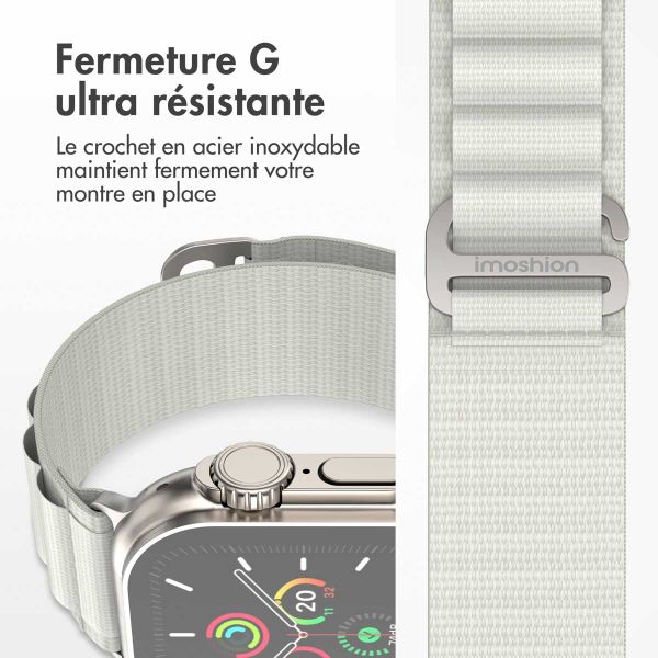 imoshion Bracelet en nylon Alpine Apple Watch Series 1-9 / SE - 38/40/41 mm / Series 10 - 42 mm - Starlight