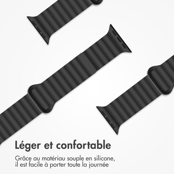 imoshion Bracelet magnétique en silicone pour l'Apple Watch Apple Watch Series 1-9 / SE - 38/40/41 mm / Series 10 - 42 mm - Noir / Gris