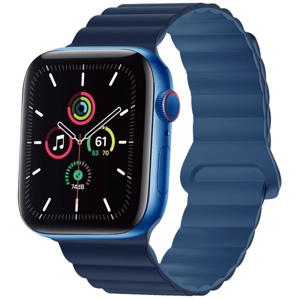 imoshion Bracelet magnétique en silicone pour l'Apple Watch Apple Watch Series 1-9 / SE / Ultra (2) - 42/44/45/49 mm - Bleu Foncé