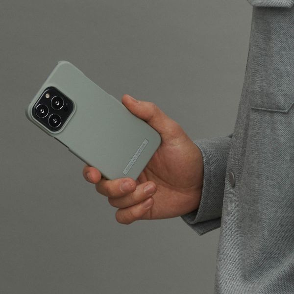 iDeal of Sweden Seamless Case Backcover iPhone 13 Mini - Ash Grey