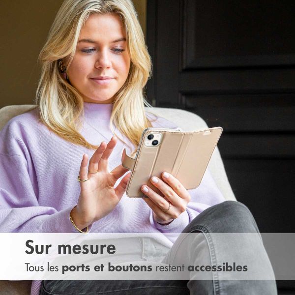 Accezz Étui de téléphone portefeuille Wallet iPhone 13 Pro - Dorée