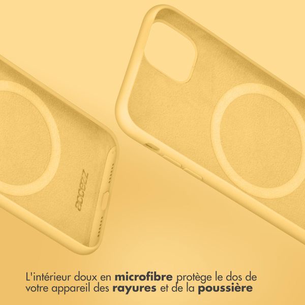 Accezz Coque Liquid Silicone avec MagSafe iPhone 14 Plus - Jaune