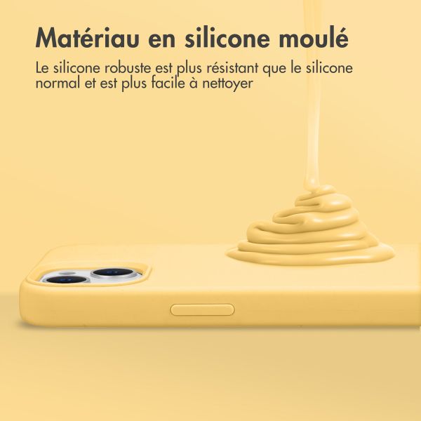 Accezz Coque Liquid Silicone avec MagSafe iPhone 14 Plus - Jaune