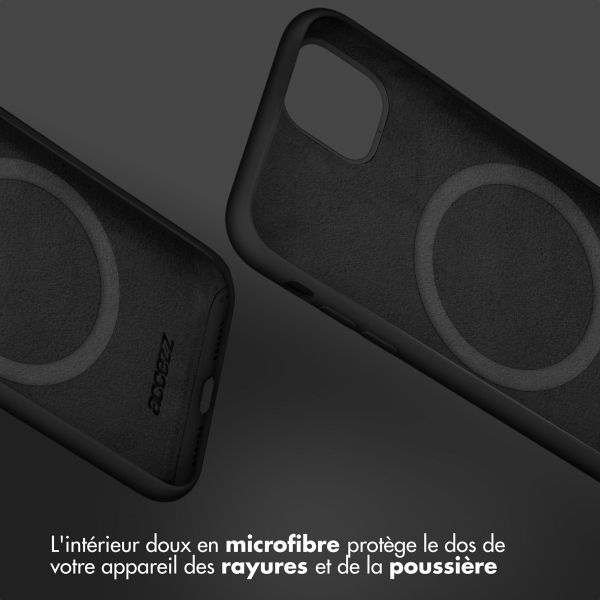 Accezz Coque Liquid Silicone avec MagSafe iPhone 15 Pro Max - Noir