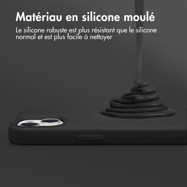 Accezz Coque Liquid Silicone avec MagSafe iPhone 15 - Noir