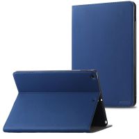 Accezz Housse Classic Tablet Stand iPad 9 (2021) / iPad 8 (2020) / iPad 7 (2019) 10.2 pouces - Bleu foncé