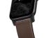 Nomad Bracelet en cuir moderne Apple Watch Series 1-9 / SE - 38/40/41 mm / Series 10 - 42 mm - Marron/Noir