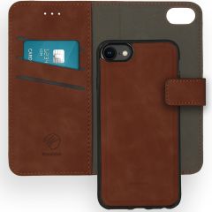 iMoshion Etui de téléphone de type portefeuille 2-en-1 iPhone SE (2022 / 2020) / 8 / 7 / 6(s) - Brun